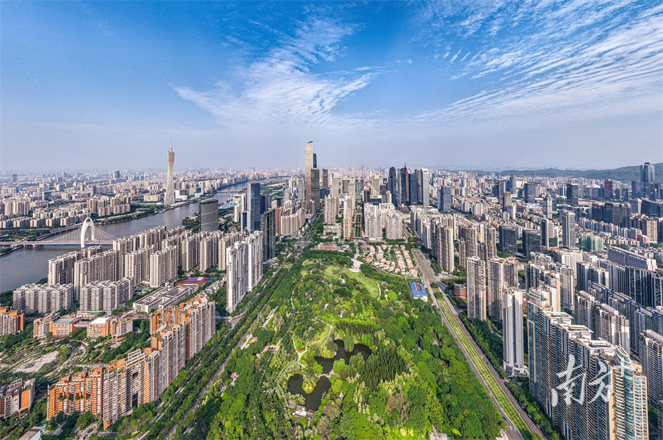 【南方日报】小宝影院
董事长罗俊茯：发挥两大母基金作用，为广州“投”出新质生产力